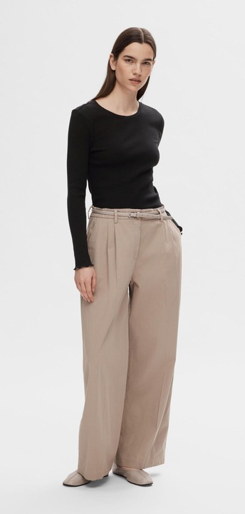 Actual product image Selected Femme Round neck longsleeve (L)