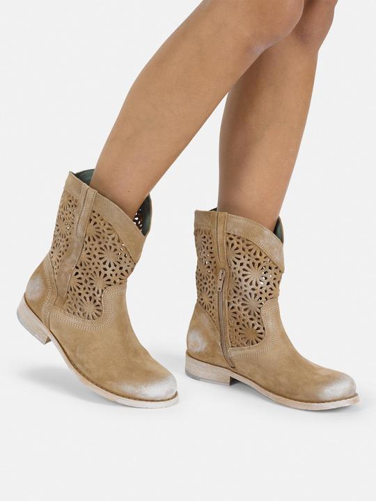 Image du produit Felmini La bottine en cuir souple, se distingue par son beau motif estampé. Cette bottine (42)