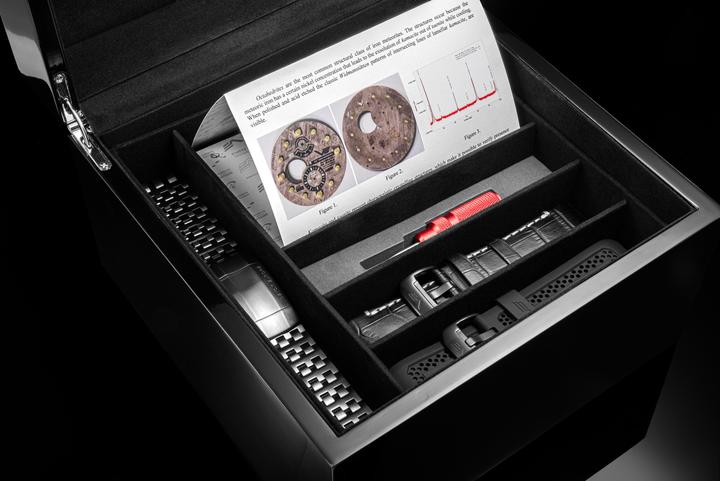 Produktbild Europe Vostok 20th Anniversary Limited Edition Automatik Armbanduhr YN84-640E726 (Analoguhr, 48.50 mm)