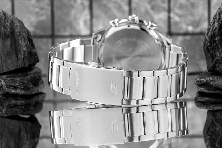 Actual product image Casio EFR-571D-1AVUEF (Chronograph, 47 mm)