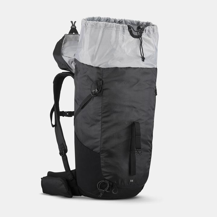 Actual product image Quechua 331005 (35 l)