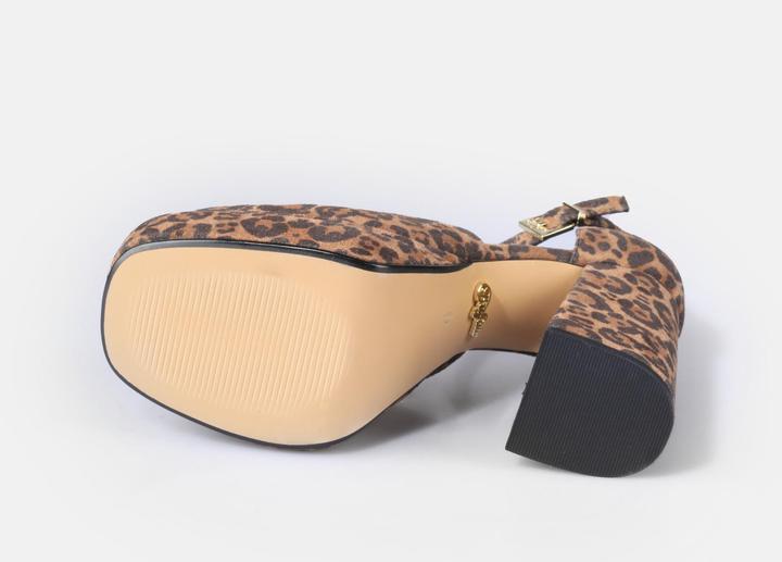 Actual product image Buffalo May Dorsay (40)