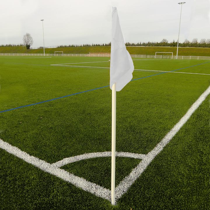 Actual product image Sporti Set of 4 rigid corner posts with 4 flags