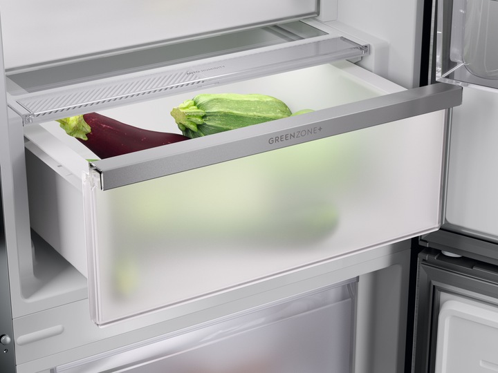 Actual product image Electrolux SB330NIMS (328 l)