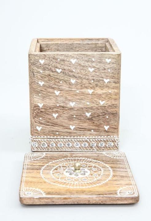 Actual product image Cachet Wooden box (13 cm)