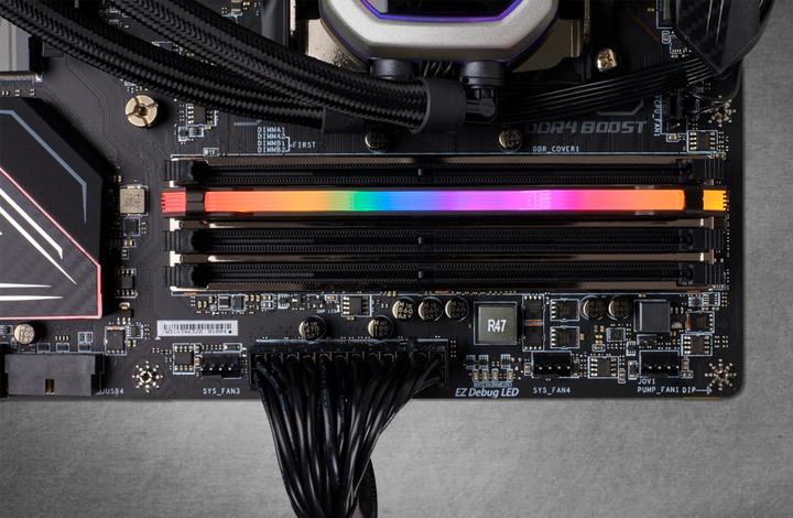 Produktbild Corsair DDR4, 3200MHz 8GB 1x8GB Dimm, Unbuffered, 16-20-20-38, XMP 2.0, VENGEANCE RGB PRO Black Heatspreader (1 x 8GB, 3200 MHz, DDR4-RAM, DIMM)
