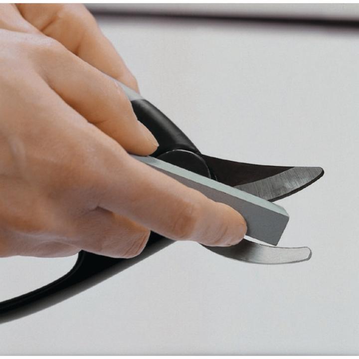 Actual product image Fiskars Garden shears bypass Elegance 1