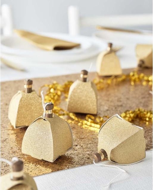 Actual product image TALKING TABLES Gold Tablecloth Table Runner (180 x 30 cm)