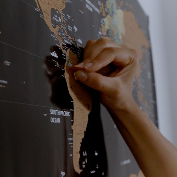 Image du produit I Am Creative Rubbel Weltkarte Scratch Map Poster 82x59cm Schwarz (82 x 59 cm)