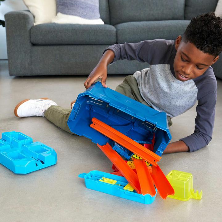 Actual product image Hot Wheels Track Builder Unlimited Stunt Crash Box