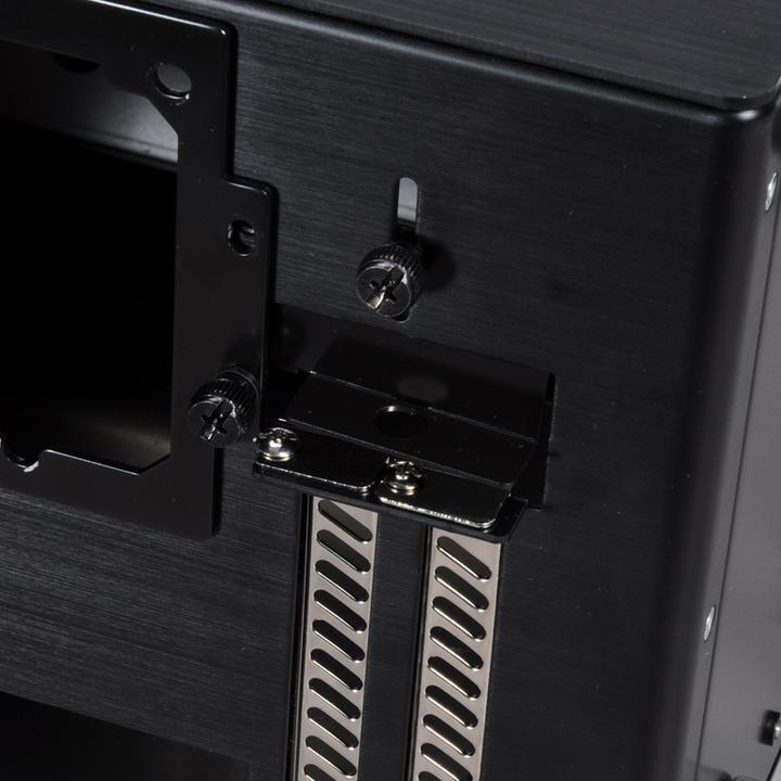Produktbild Lian-Li Pc-Q25b (Mini-ITX, Mini-DTX)