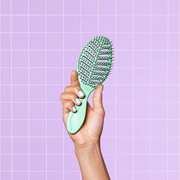 Actual product image Wet Brush Go Green Speed Dry