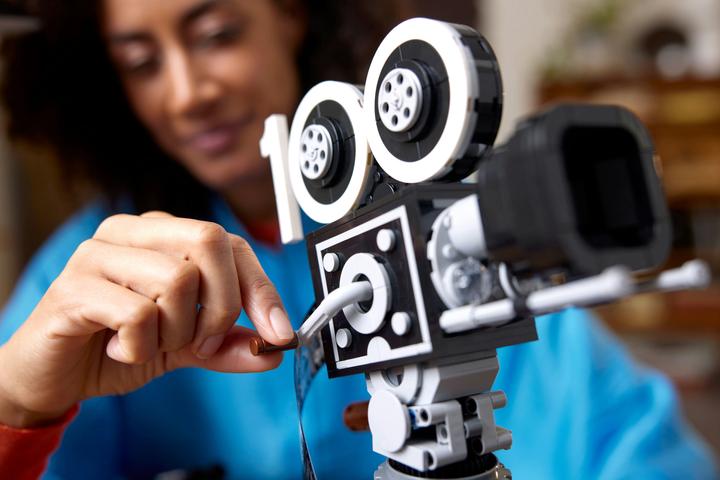 Immagine prodotto LEGO Fotocamera - Omaggio a Walt Disney (43230, Set LEGO rari, LEGO Disney)