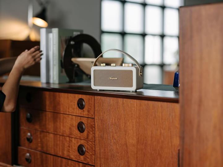 Image du produit Sangean RA-101 Radio à piles FM Bluetooth®, AUX rechargeable Ivory, Gold (FM, Bluetooth)