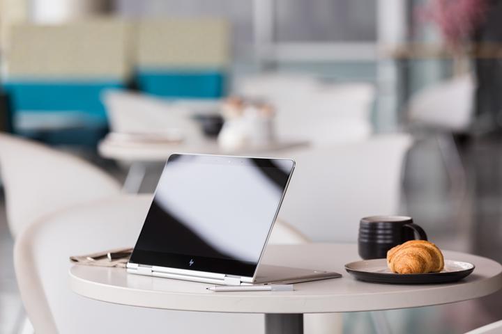 Produktbild HP Spectre x360 – 256GB – 13-AP0016NG (13.30", 256 GB, 8 GB, DE, Intel Core i7-8565U)