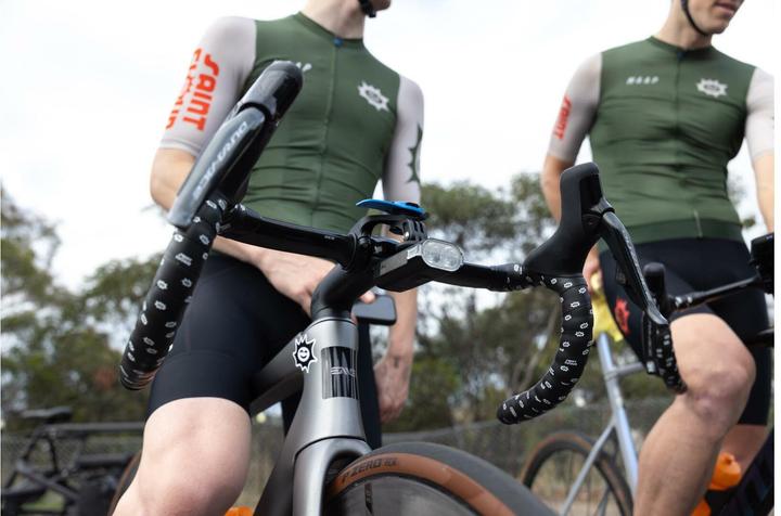 Actual product image Quad Lock Out Front Mount V3