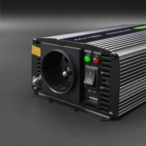 Actual product image Qoltec 51925 Monolith voltage converter 1200 MS Wave |12V to 230V | 600/1200W | USB