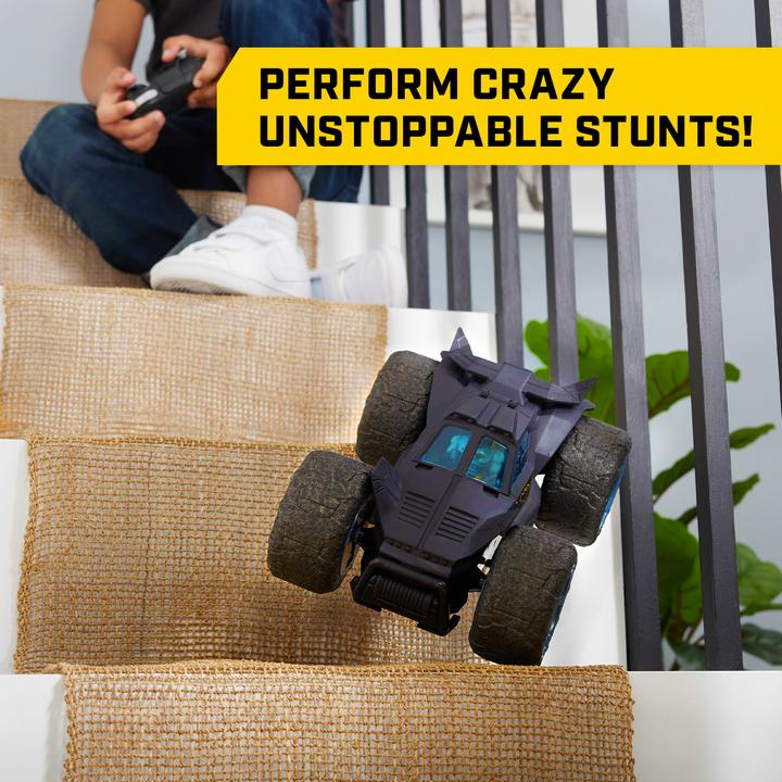 Actual product image Batman - Stunt Shot Batmobile RC Scale: 1:18 (6066871)