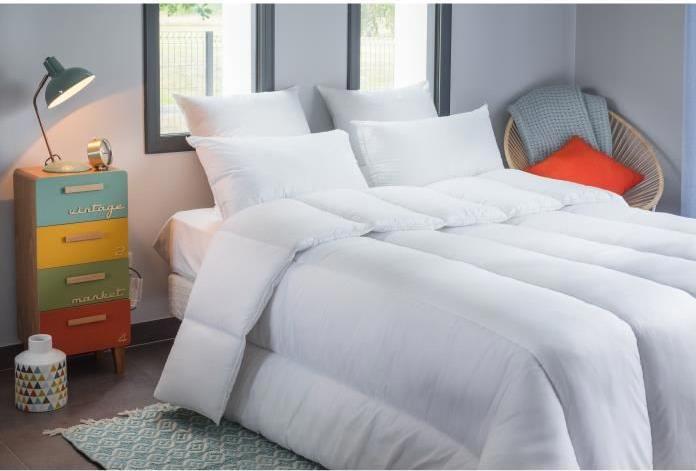 Produktbild Blanreve Bettdecke Anti-Staubmilben 420 g/m² 200 x 200 cm (200 x 200 cm)