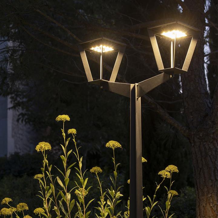 Produktbild Les Jardins Metro Doppel Solarstehlampe Wireless 500 lumens (500 lm)