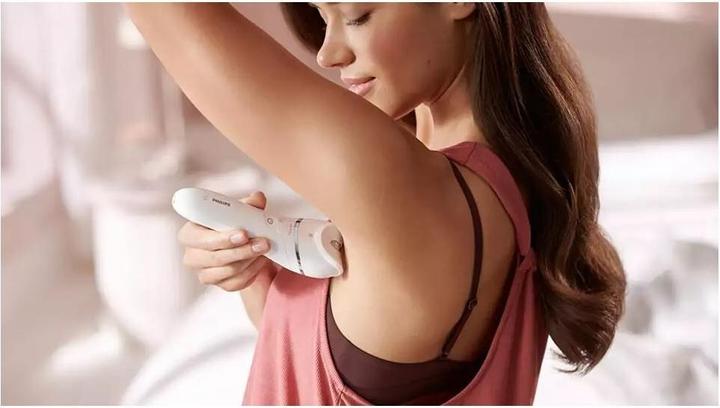 Image du produit Philips BRE710/00