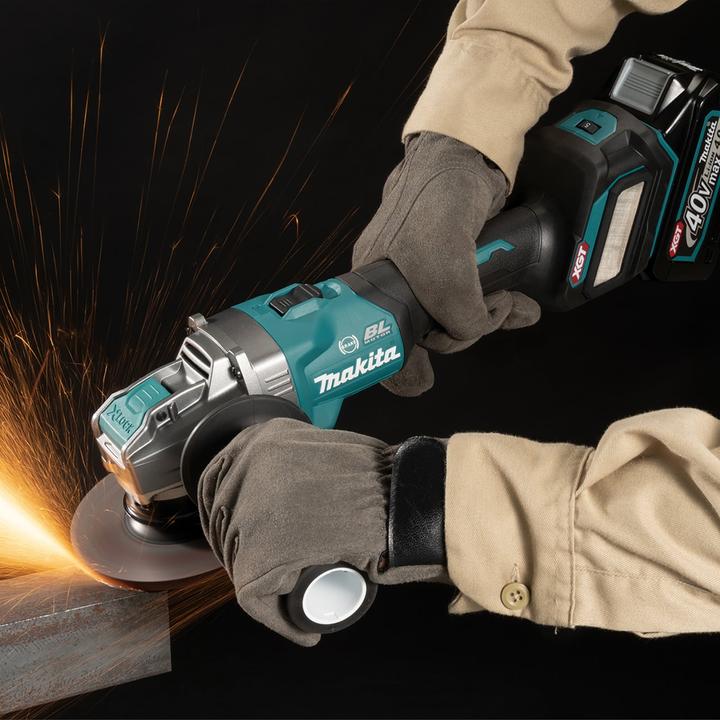 Actual product image Makita 40V Battery Angle Grinder GA044GZ (125 mm)