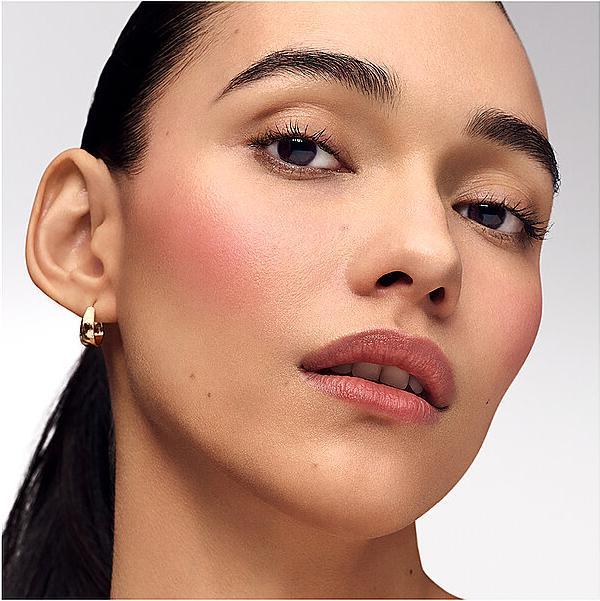 Image du produit Estée Lauder Estee Lauder - Futurist Blushmaker - Across The Dancefloor 10 ml (02 - Across The Dancefloor (en anglais))