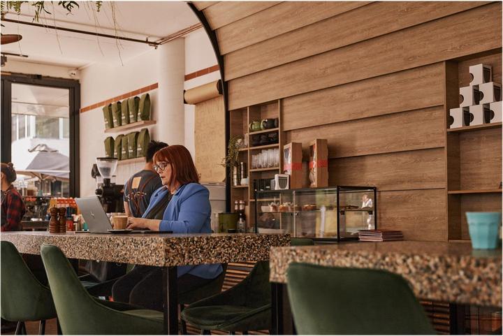 Immagine prodotto HP Emt645G7 R5-5625U 14 /256 PC (256 GB, 16 GB, AMD Ryzen 5 5625U)