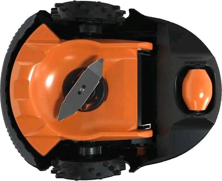 Actual product image Black & Decker Black&Decker BCRMW121QW Robotic Lawnmower (500 m², Boundary wire)