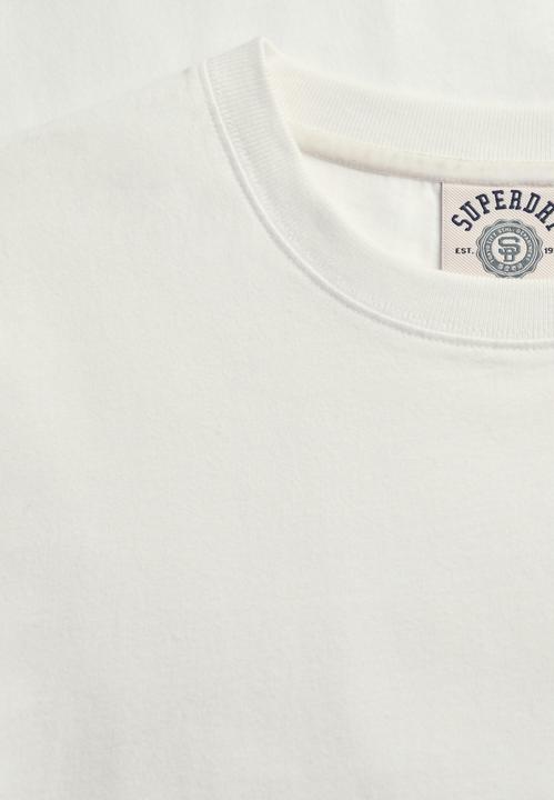 Actual product image Superdry Essential Logo Emb Tee (XS)