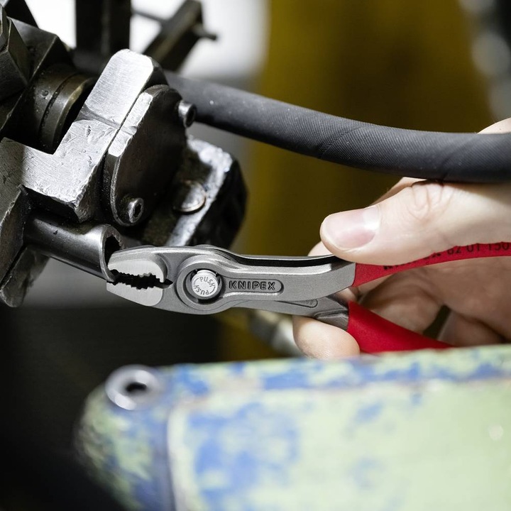 Actual product image Knipex TwinGrip front gripper 82 01 150 (red, length 150mm) (154 mm)
