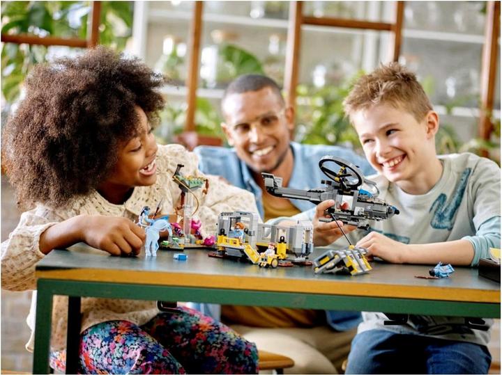 Produktbild LEGO Schwebende Berge: Site 26 und RDA Samson (75573, LEGO Seltene Sets)