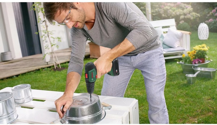 Actual product image Bosch Home & Garden UniversalDrill 18V (Rechargeable battery operated)