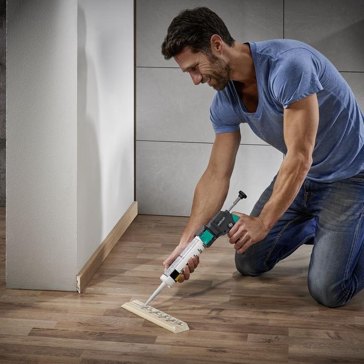 Actual product image wolfcraft MG 310 COMPACT Caulking Gun