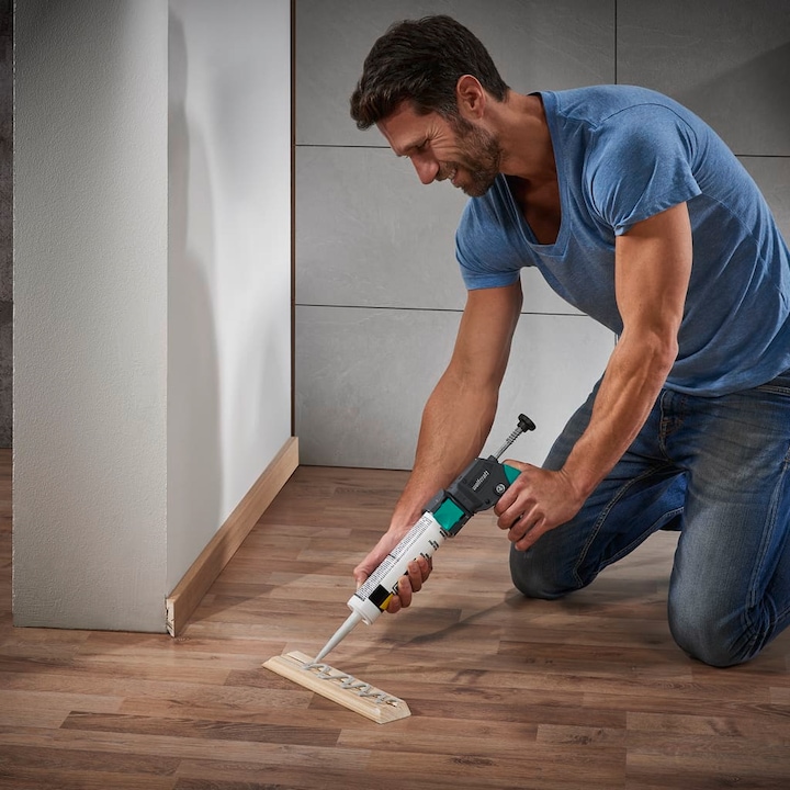 Actual product image wolfcraft MG 310 COMPACT Caulking Gun