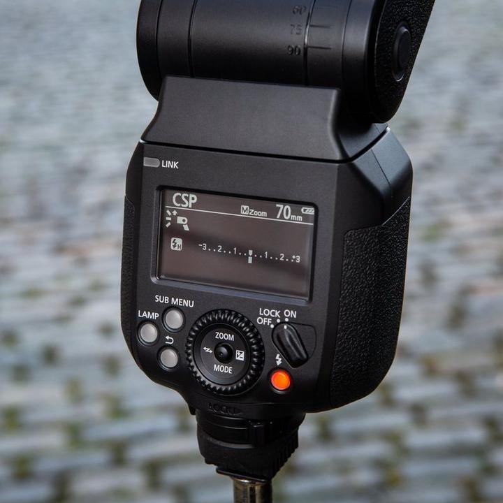 Actual product image Canon Speedlite EL-1 Version 2 (Plug-on flash, Canon)