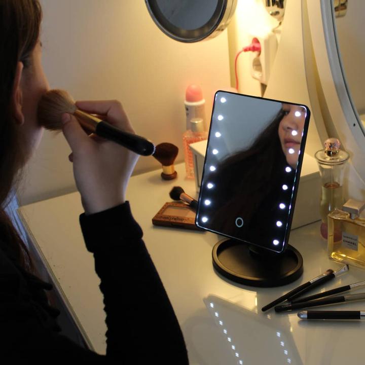 Actual product image TOP LED makeup mirror (17 x 7.5 x 29 cm)