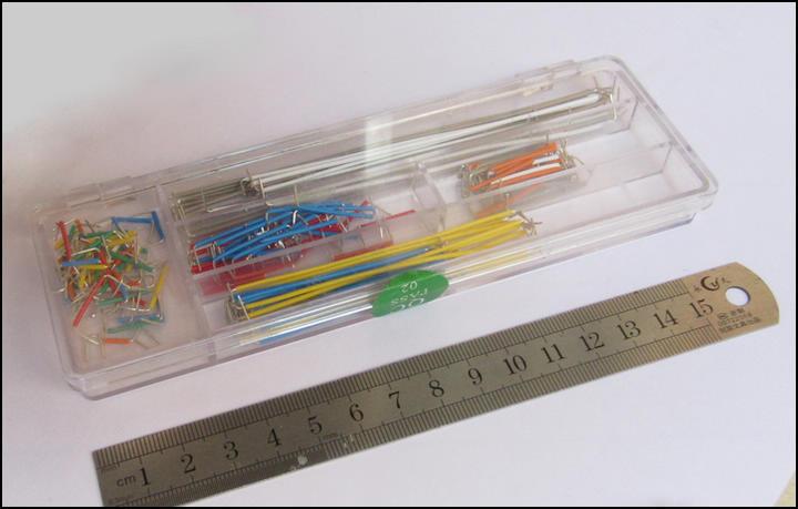 Immagine prodotto OEM 140 pezzi. Cavo di collegamento alla breadboard con scatola (Cavi)