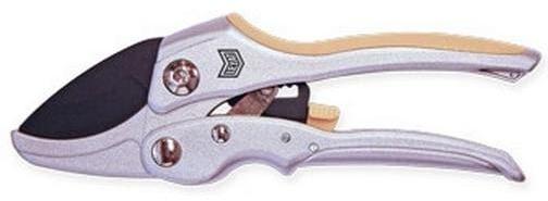 Actual product image Leyat RCL81 pruning shears with power transmission