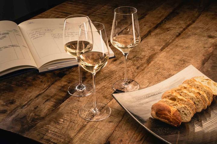 Actual product image Eisch White wine glasses Superior SensisPlus (31 cl, 4 Glasses, White wine glasses)