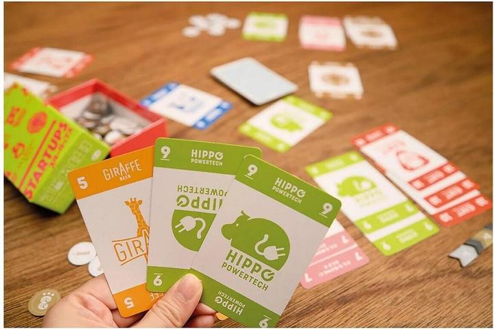 Produktbild Oink Games Startups, d (Deutsch, Englisch, Französisch, Italienisch, 3 - 7 Spieler)
