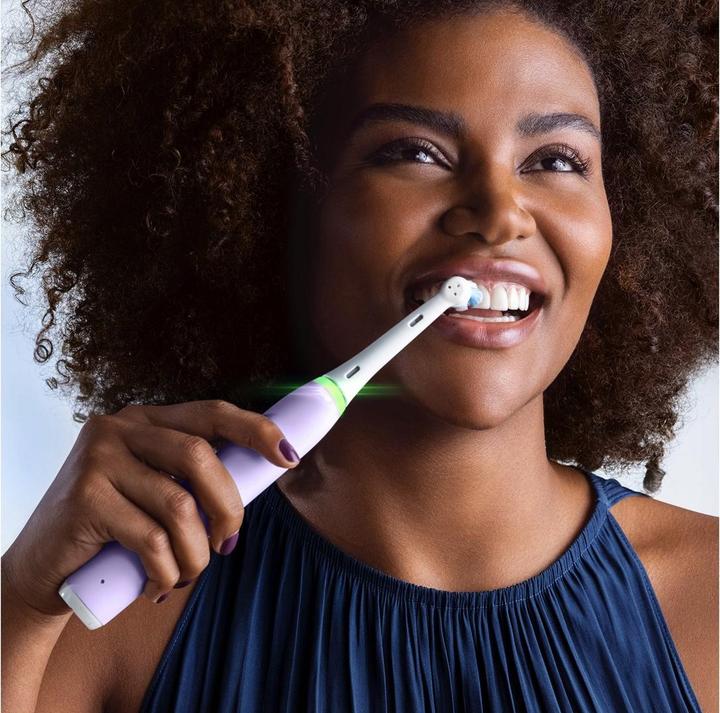 Actual product image Oral-B iO 4N - Lavender - Elektrische Tandenborstel - Ontworpen Door Braun (Sonic toothbrush)