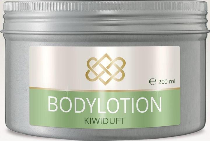 Actual product image Avery Glossy labels
