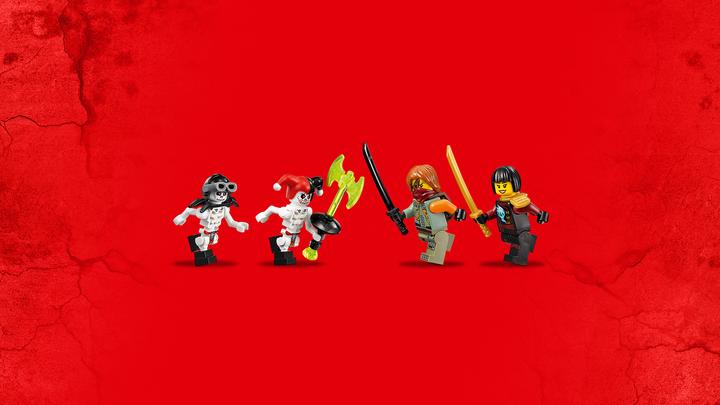 Actual product image LEGO Ninjago Treasure Digger M.E.C. (70592, LEGO Ninjago)