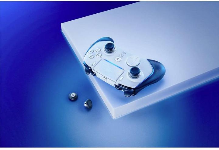 Produktbild Razer Wolverine V2 Pro (PC, PS5)