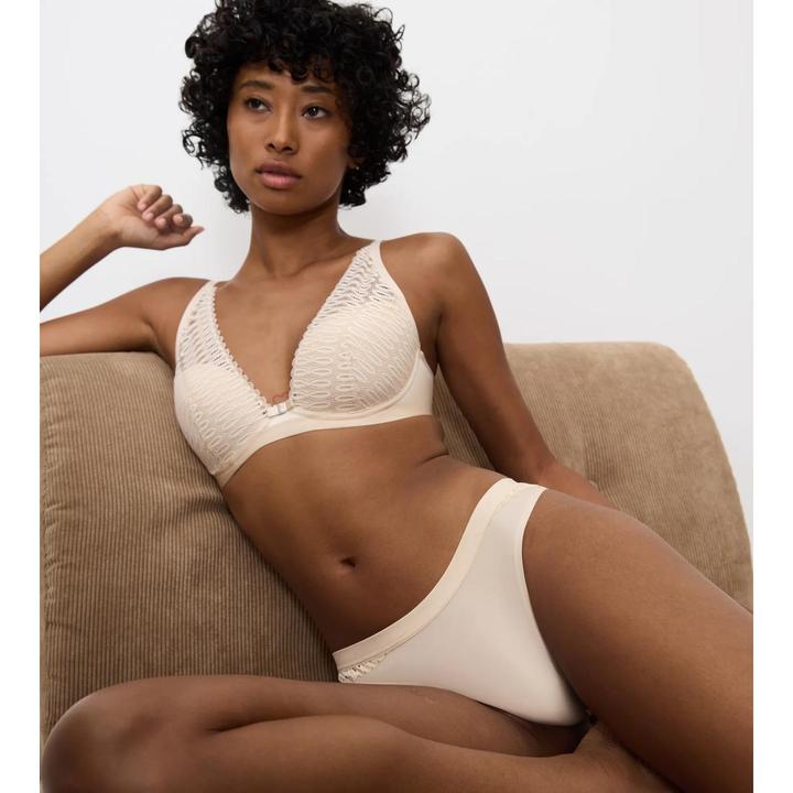 Produktbild Triumph Aura Spotlight (36, 38, Einzelpack)