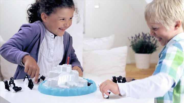 Actual product image Ravensburger Plitsch-Platsch Penguin (German)