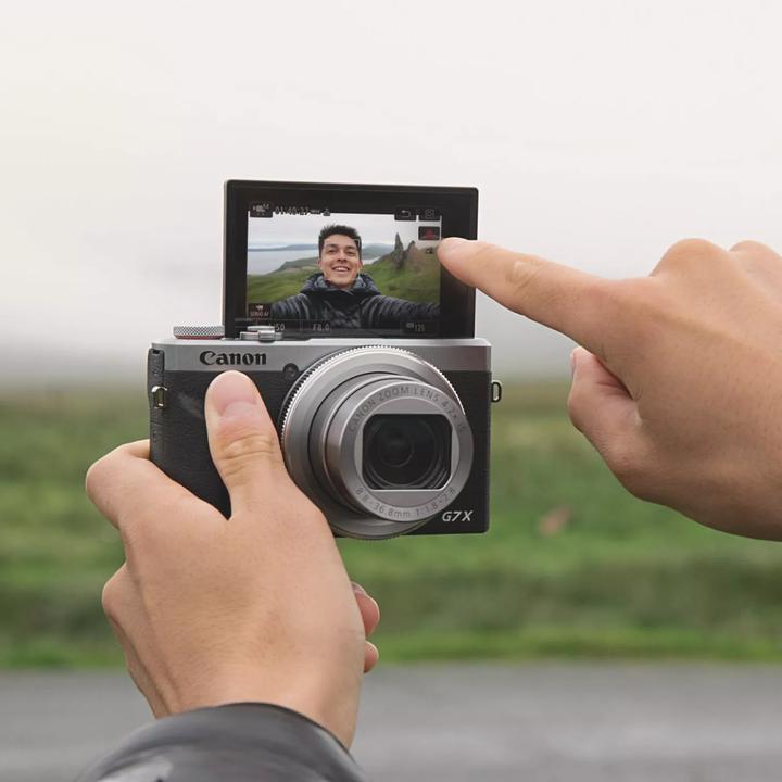 Produktbild Canon PowerShot G7X Mark III srebrny + zapasowy akumulator (8.8 - 36.8 mm, 20.10 Mpx)