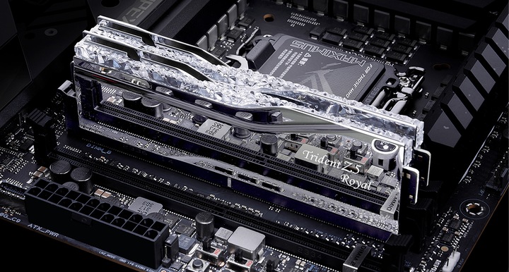 Produktbild G.Skill Trident Z5 Royal (2 x 24GB, 8000 MHz, DDR5-RAM, DIMM)