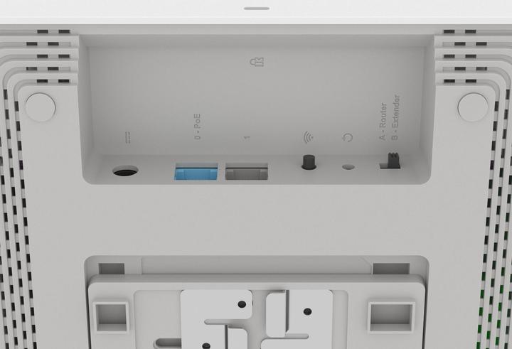 Produktbild Keenetic Voyager Pro AX1800 Mesh WiFi-6 Router/-Extender/-Access-Point, 4er-Pack